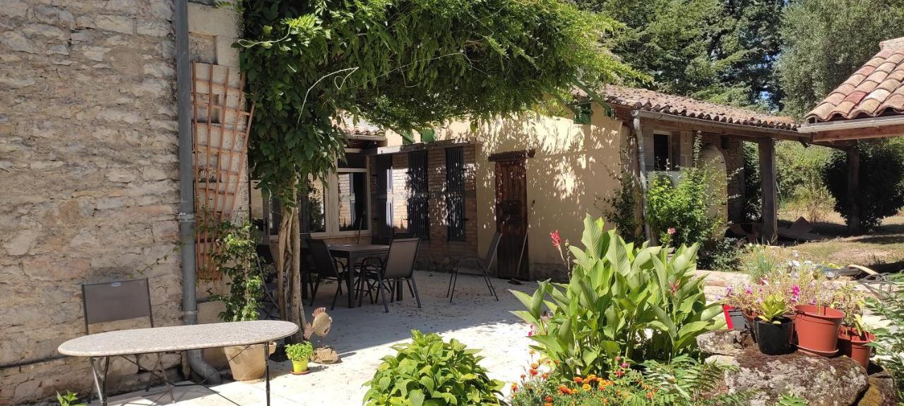Puygaillard-de-QuercyDomaine Les Garrigues住宿加早餐旅馆 外观 照片
