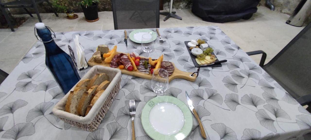 Puygaillard-de-QuercyDomaine Les Garrigues住宿加早餐旅馆 外观 照片