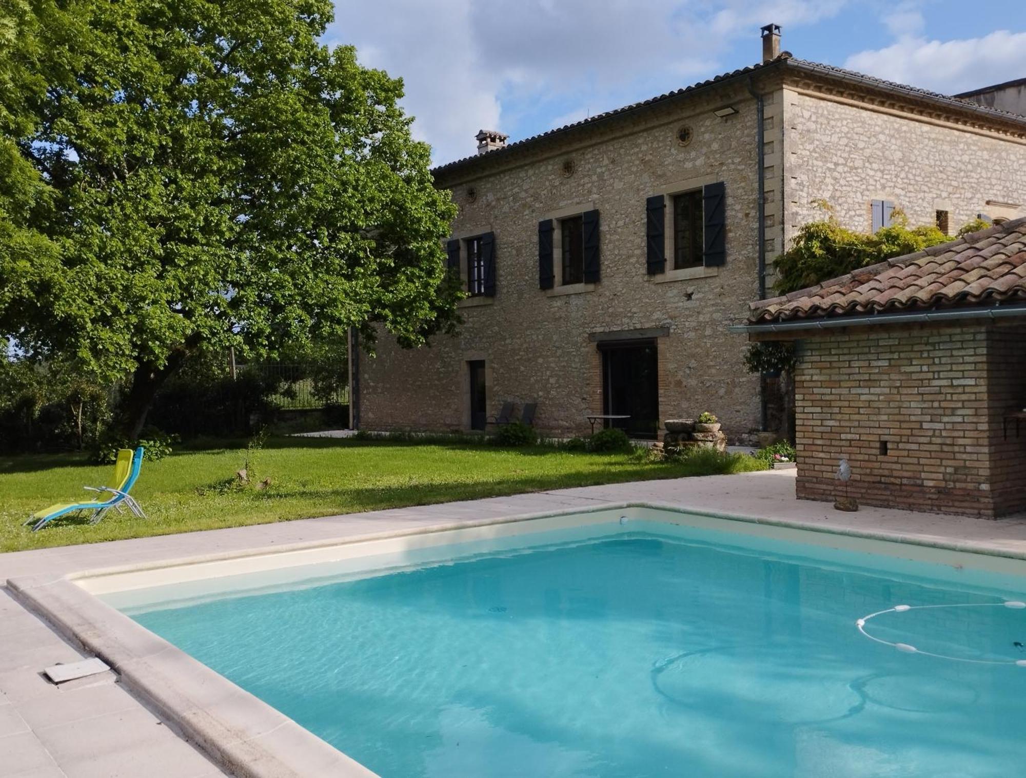Puygaillard-de-QuercyDomaine Les Garrigues住宿加早餐旅馆 外观 照片